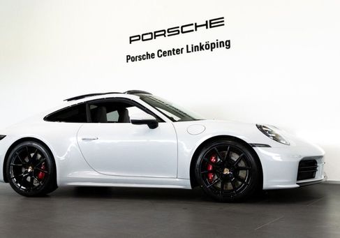 Porsche 911, 2025