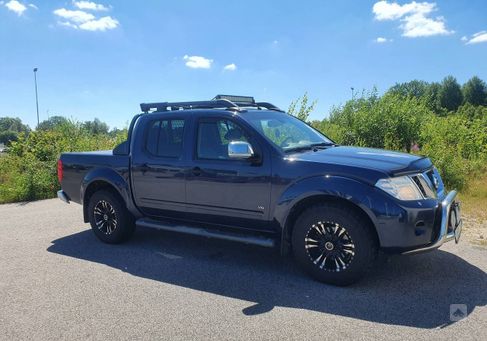 Nissan Navara, 2011