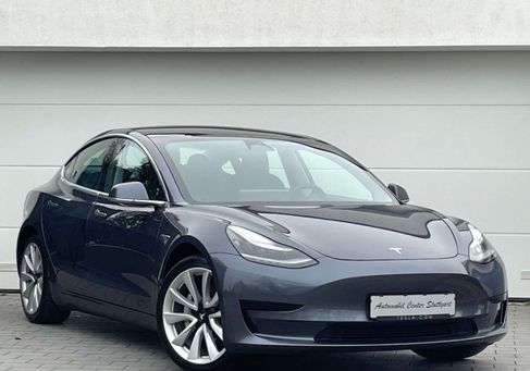 Tesla Model 3, 2020