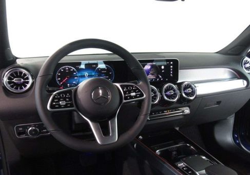 Mercedes-Benz GLB 200, 2020