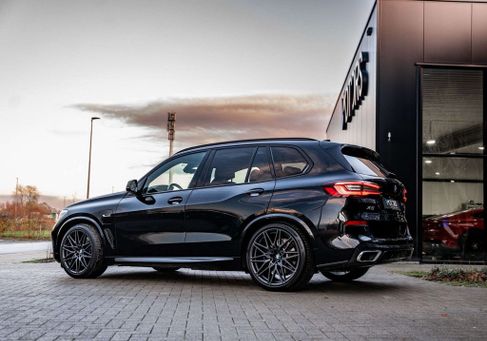 BMW X5, 2022