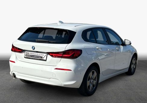 BMW 118, 2021