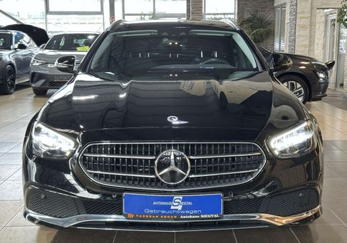 Mercedes-Benz E 300, 2022 2