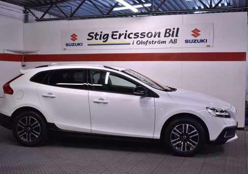 Volvo V40 Cross Country, 2018
