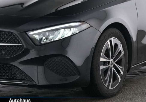 Mercedes-Benz A 200, 2025