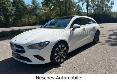 Mercedes-Benz CLA 200, 2022