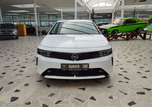 Opel Astra, 2022