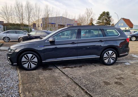 Volkswagen Passat Variant, 2021