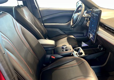 Ford Mustang Mach-E, 2021