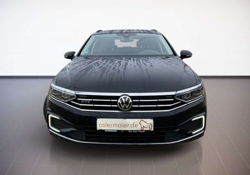 Volkswagen Passat, 2022