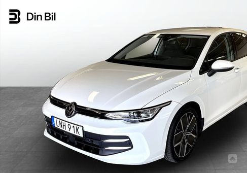 Volkswagen Golf, 2024