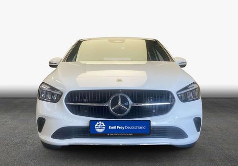 Mercedes-Benz B 200, 2025 3