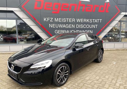 Volvo V40, 2017