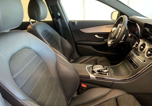 Mercedes-Benz C 300, 2021