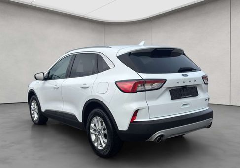 Ford Kuga, 2022