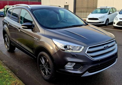 Ford Kuga, 2019
