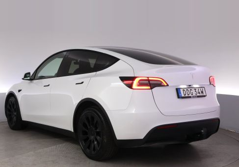 Tesla Model Y, 2024 3