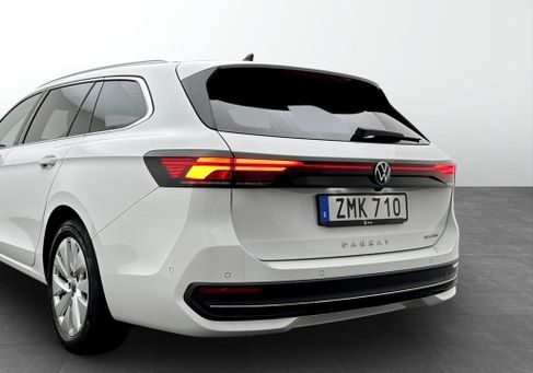 Volkswagen Passat Variant, 2025 3