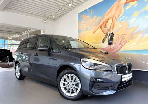 BMW 218, 2019