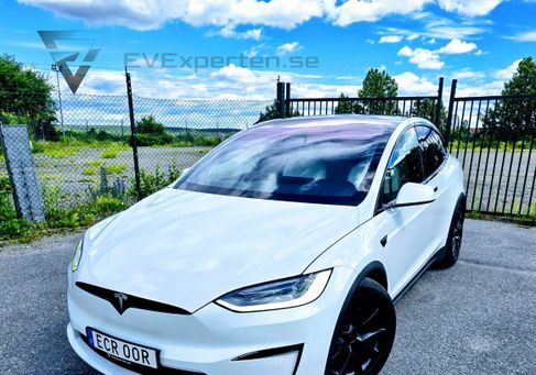 Tesla Model X, 2023