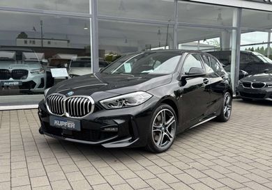 BMW 120, 2023