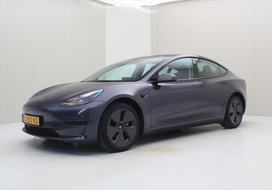 Tesla Model 3, 2021