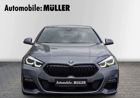 BMW 220, 2022 3