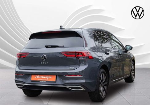Volkswagen Golf, 2023 3