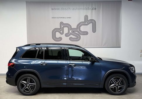 Mercedes-Benz GLB 200, 2022