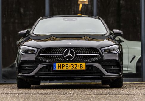 Mercedes-Benz CLA 250, 2022