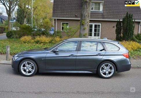 BMW 320, 2015