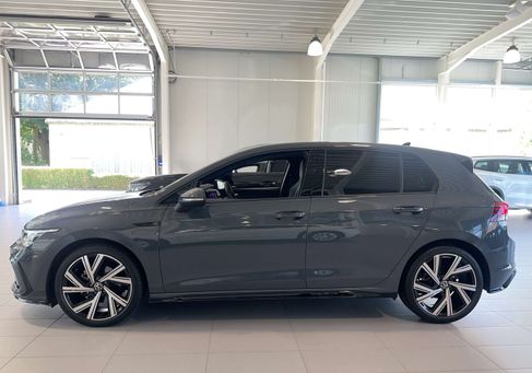 Volkswagen Golf, 2024 2