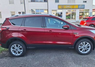 Ford Kuga, 2020