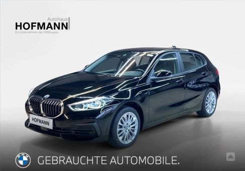 BMW 118, 2021