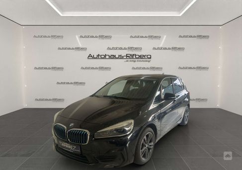 BMW 225, 2019