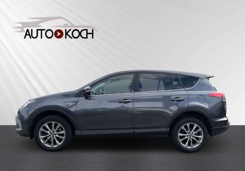 Toyota, 2018 3
