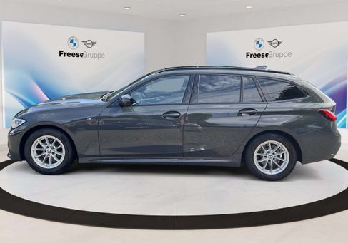 BMW 320, 2021 3