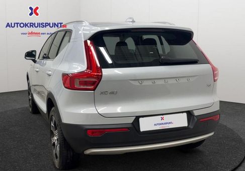 Volvo XC40, 2021 3