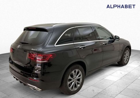 Mercedes-Benz GLC 300, 2021