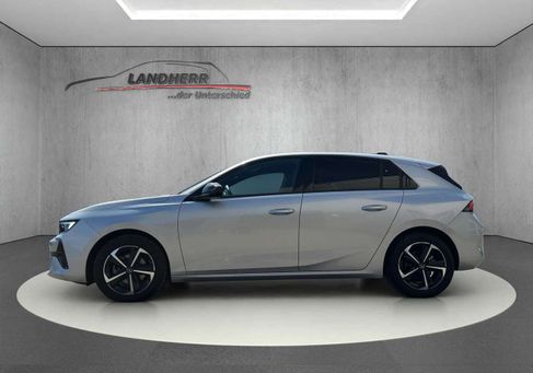 Opel Astra, 2024