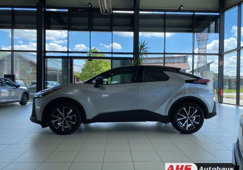 Toyota C-HR, 2024 3