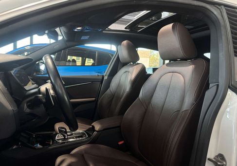 BMW 218, 2021 3