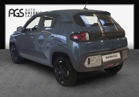 Dacia Spring, 2024