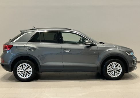 Volkswagen T-Roc, 2023