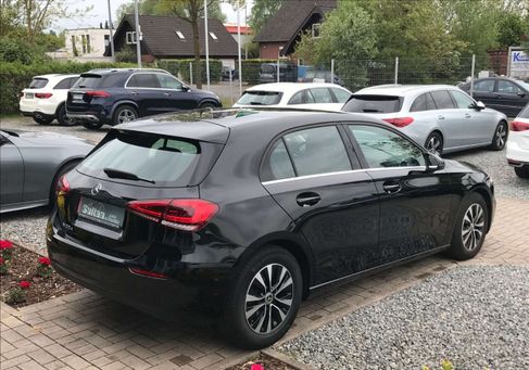 Mercedes-Benz A 180, 2023