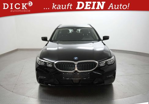 BMW 330, 2021