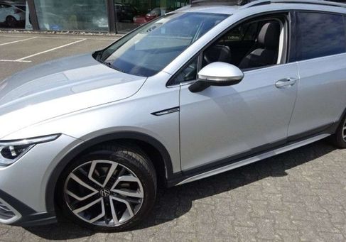Volkswagen Golf, 2022 3