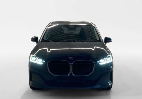 BMW 218, 2022