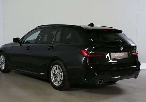 BMW 320, 2022 3