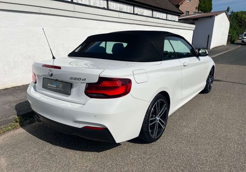 BMW 220, 2020